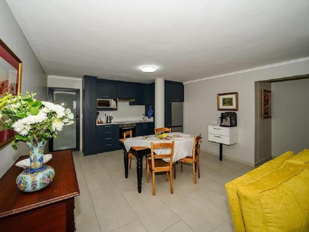 Orca House Apartment Yzerfontein Exterior photo